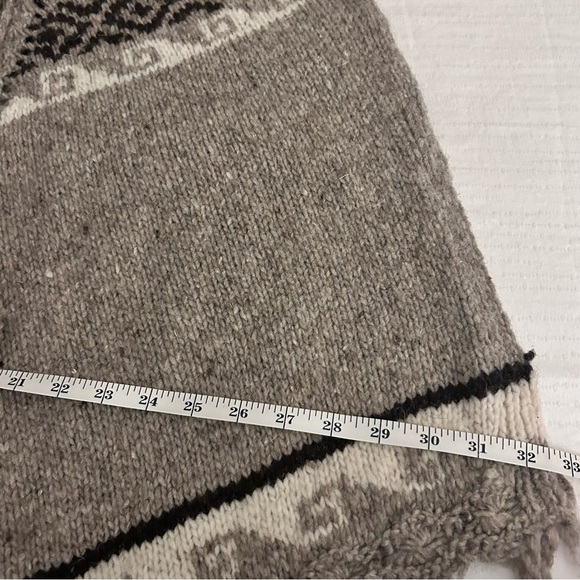 Hand Knit Cowichan Design Brown Wool Triangle Poncho - Picture 15 of 16